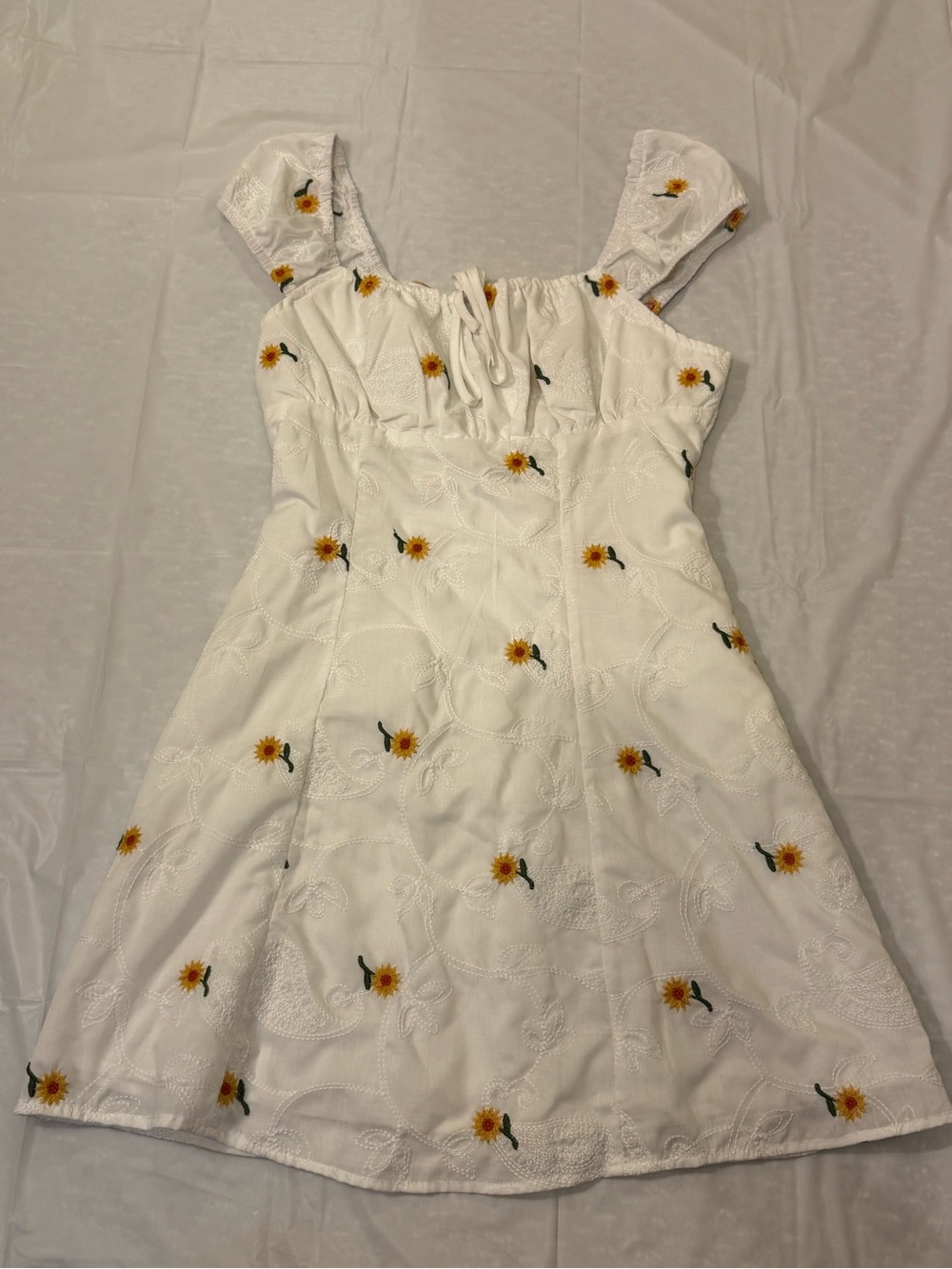 Women’s White Sunflower dress